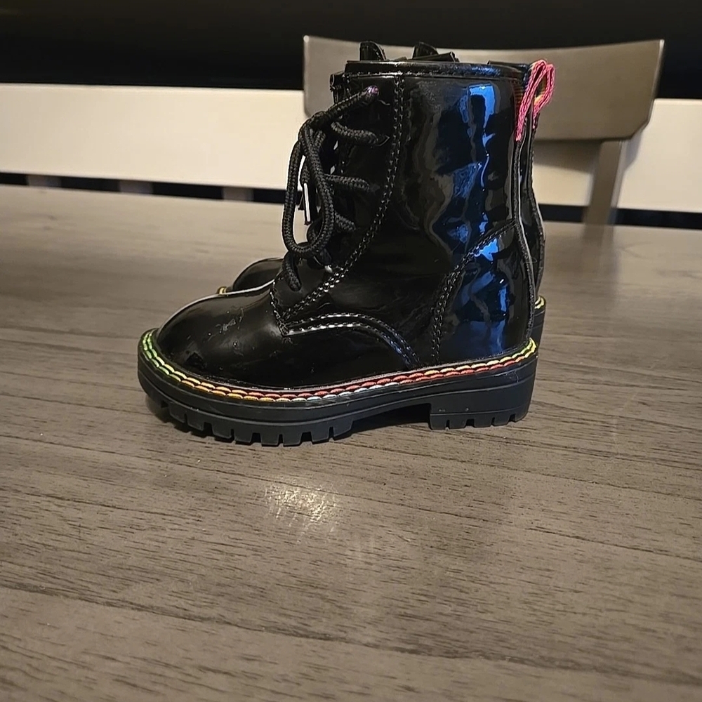 Girls Size 8 Kurt Geiger London Combat Black Pantent Leather Boots